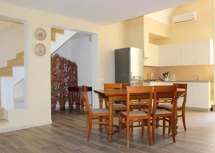 Faro Bianco - & 招待所 加利波利